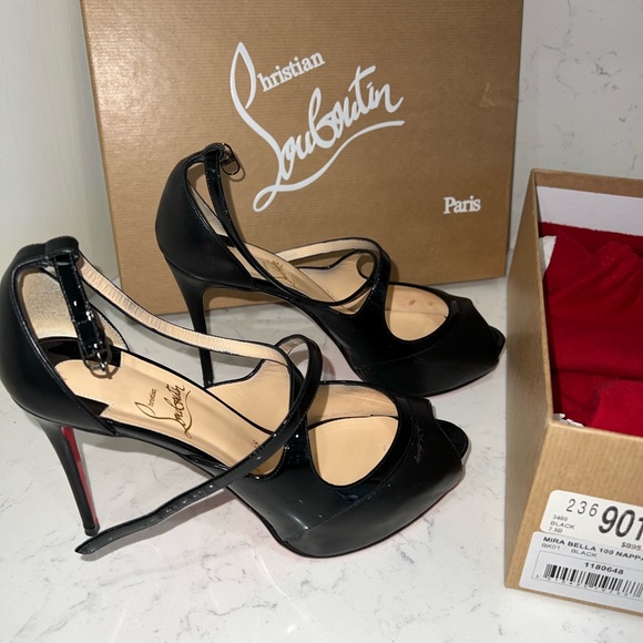 Red bottoms - Picture 6 of 7